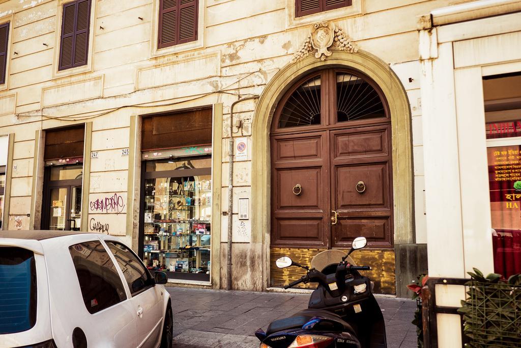 Bmga L Stylish Industrial Termini Apartment Rome Luaran gambar