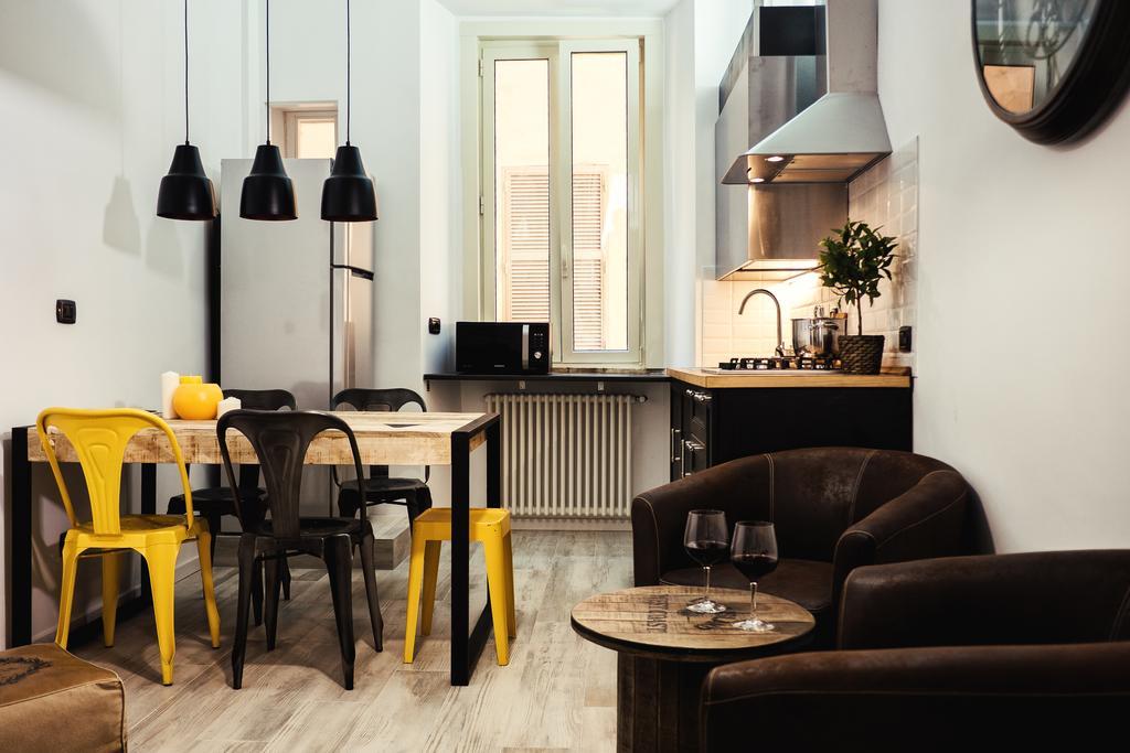 Bmga L Stylish Industrial Termini Apartment Rome Luaran gambar